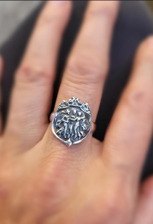 3 muses sterling silver ring