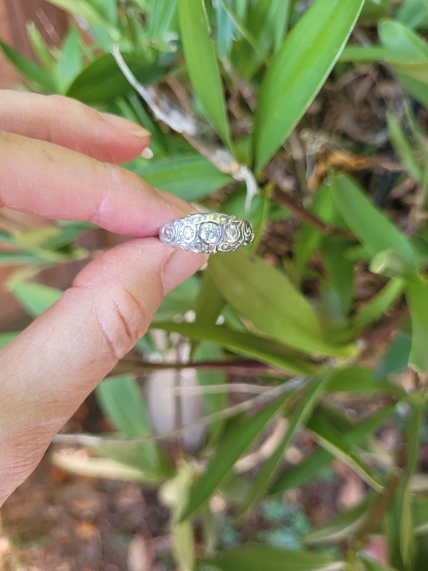 3 diamond Art nouveau sterling silver ring.